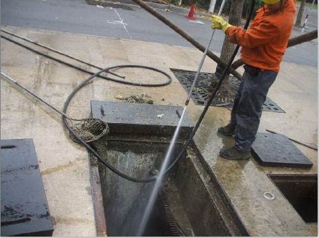 介休池底污泥如何清理